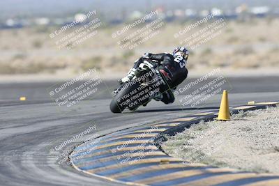 media/Dec-01-2025-Moto Forza (Mon) [[2daa91e15f]]/1-Advanced Group/Session 2 Turn 11 Backside/